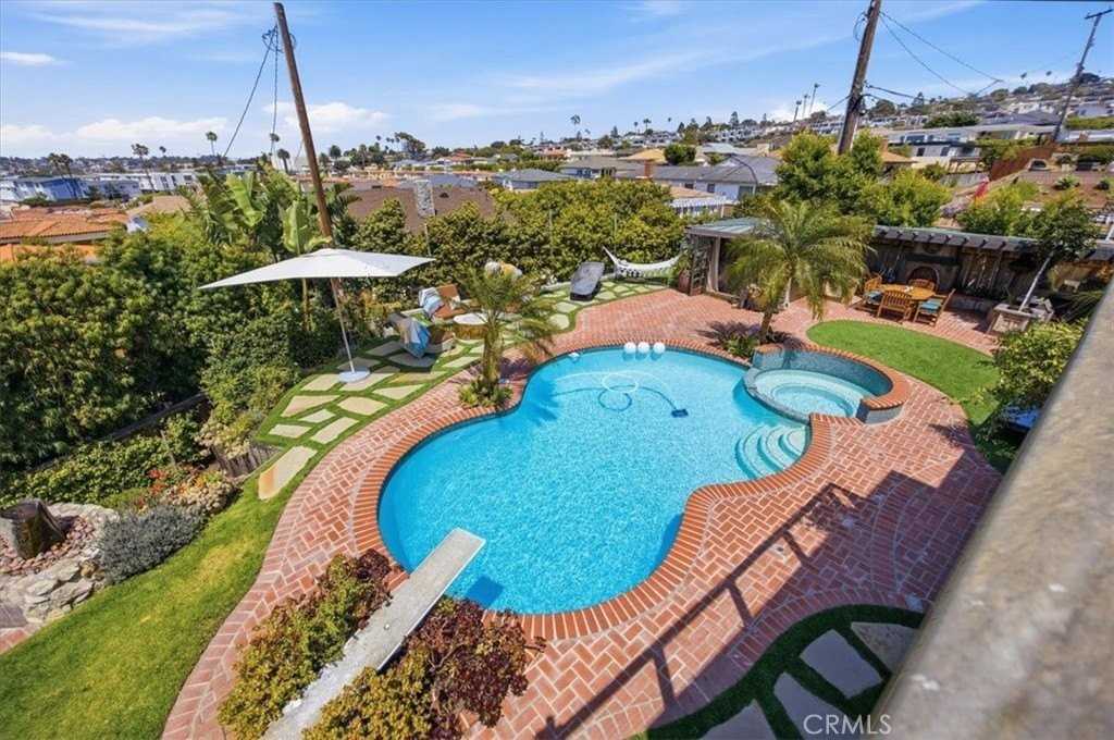 113 Vista Del Sol - Photo 3 of 50