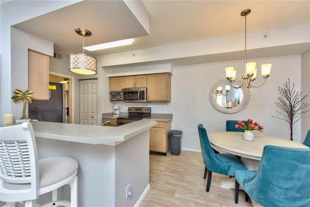 4610 Saint Croix Ln #1016 - Photo 5 of 31