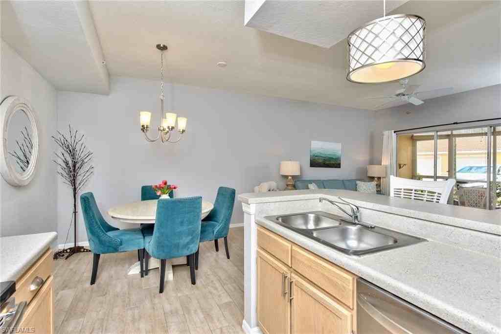4610 Saint Croix Ln #1016 - Photo 6 of 31