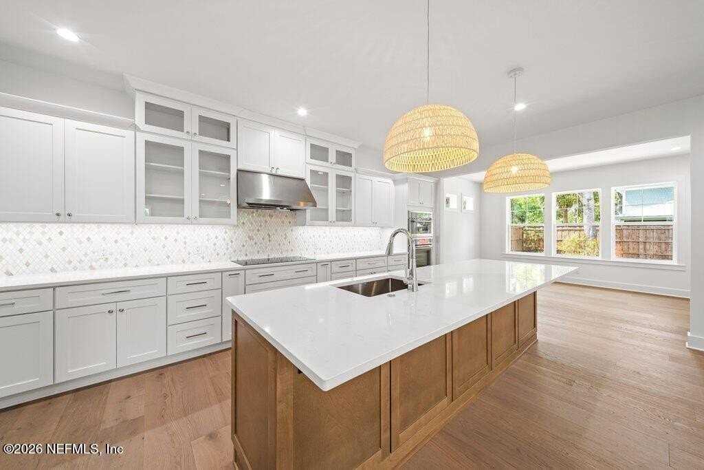397 Plaza - Photo 5 of 37