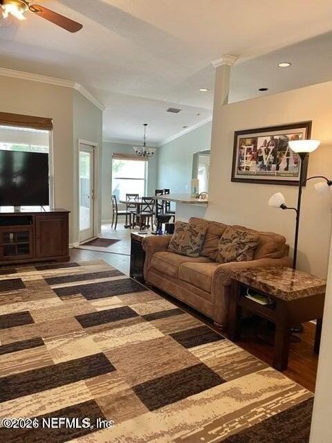 12221 Madison Creek Dr - Photo 4 of 22