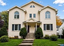 37 Vanderburgh Ave #B - Photo 1 of 1