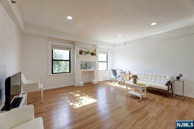 22 Engle St #R17 - Photo 5 of 36