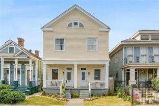 133 N Clark St - Photo 1 of 1
