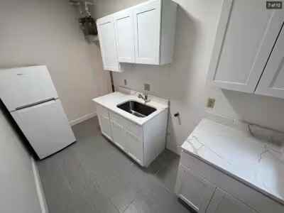 13 Scottfield Rd - Photo 2 of 8