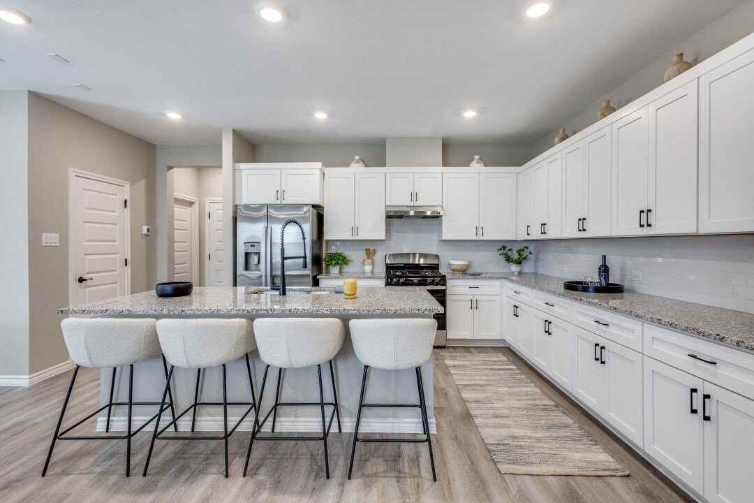 8525 Leyton - Photo 7 of 18