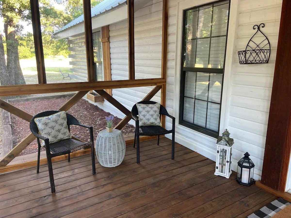1402 Posey Brewer Rd - Photo 3 of 21