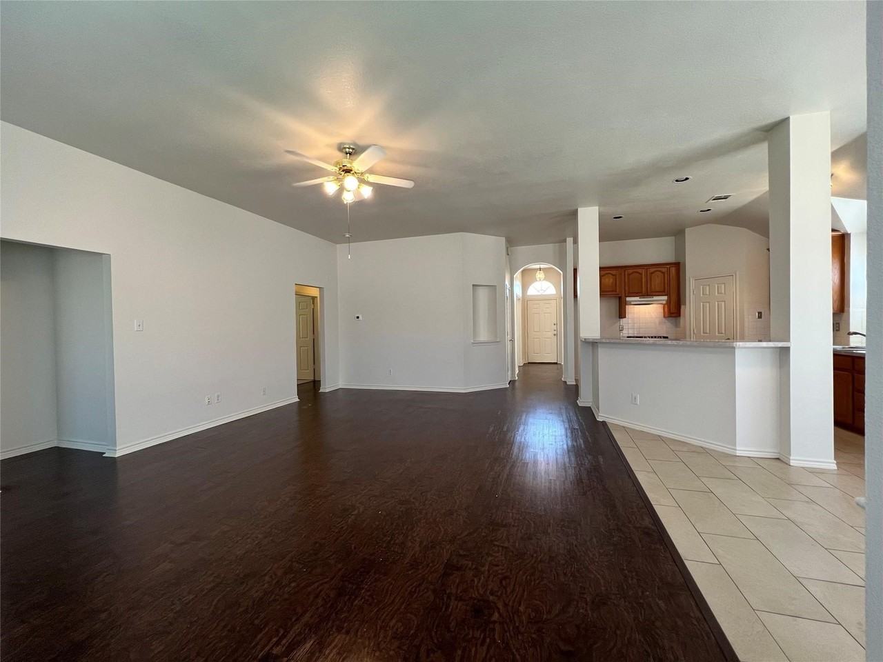 1141 Nickerson Ln - Photo 5 of 29