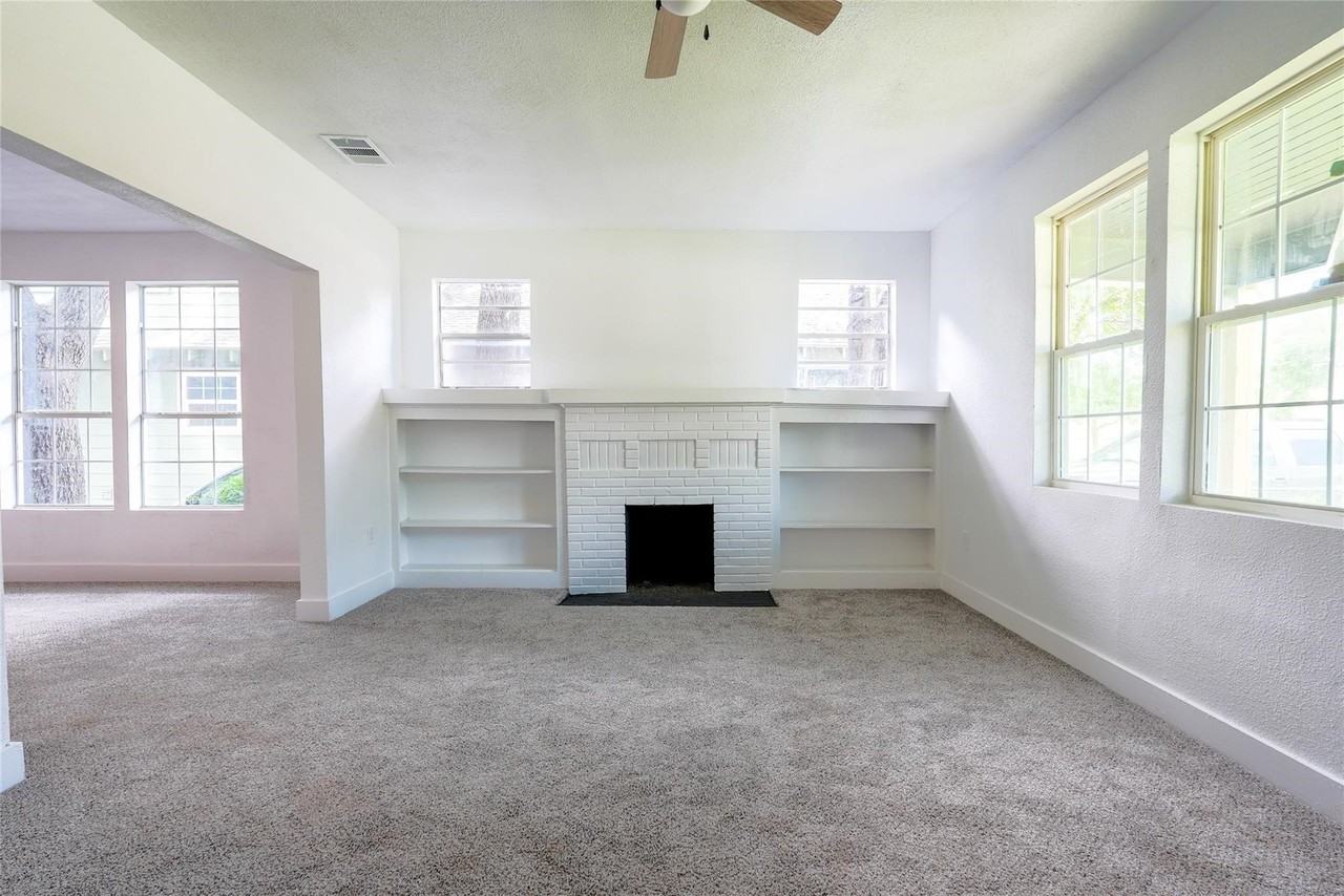 335 N Marsalis Ave - Photo 2 of 13