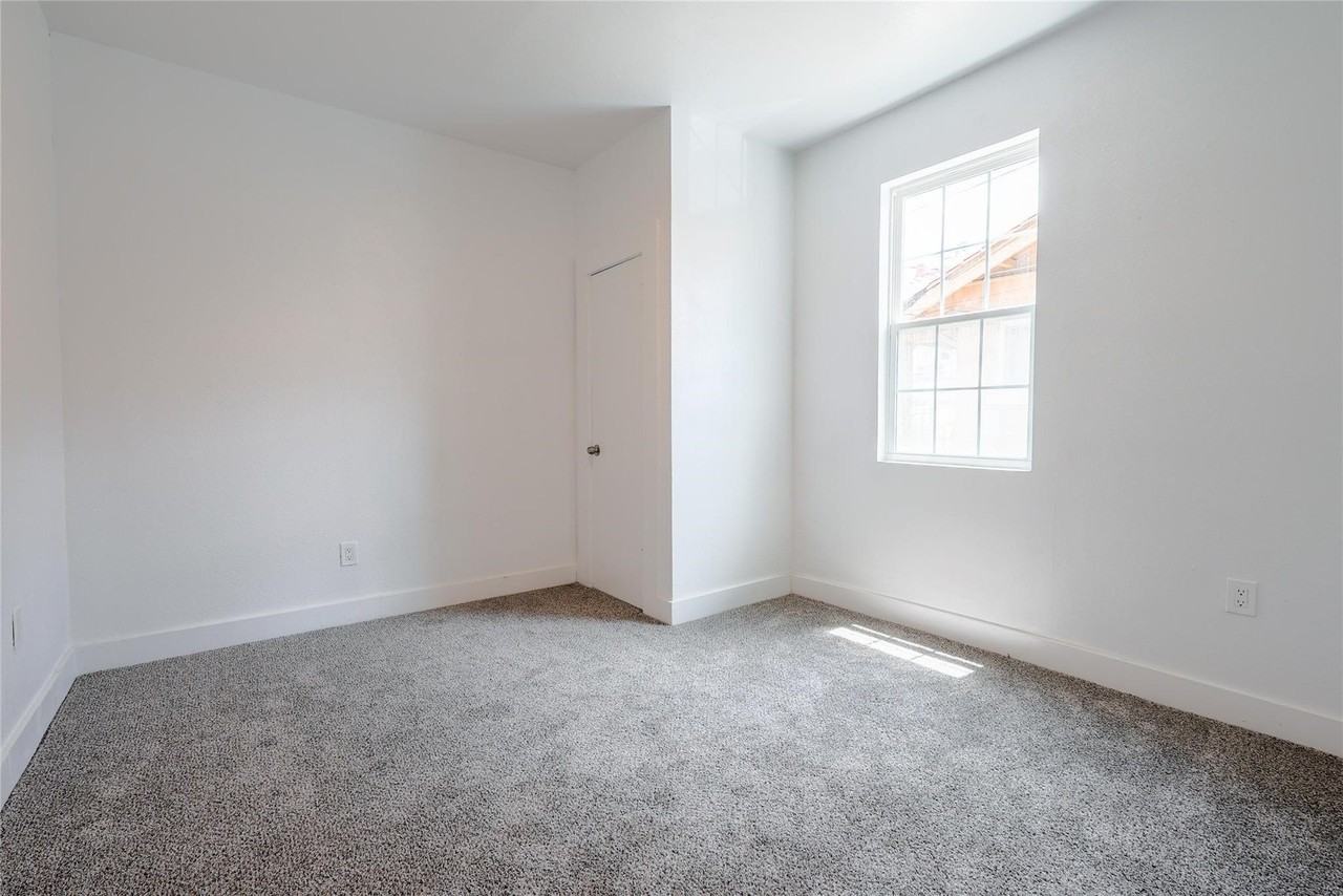 335 N Marsalis Ave - Photo 6 of 13