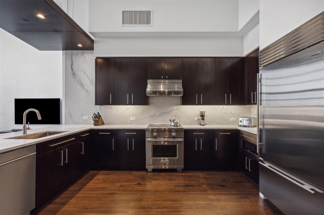 2600 W 7th St #2812 - Photo 4 of 21