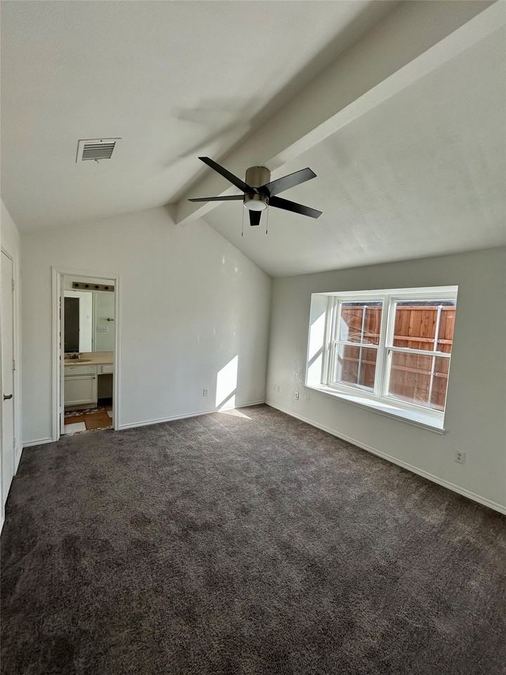 2218 Fuqua Rd - Photo 6 of 14