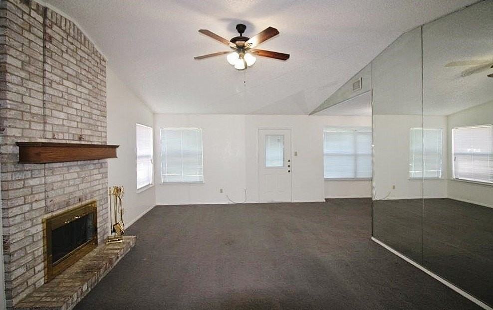 1019 Cedar Run Dr - Photo 3 of 18