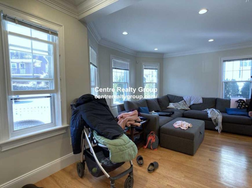 17 Acron Rd - Photo 5 of 10