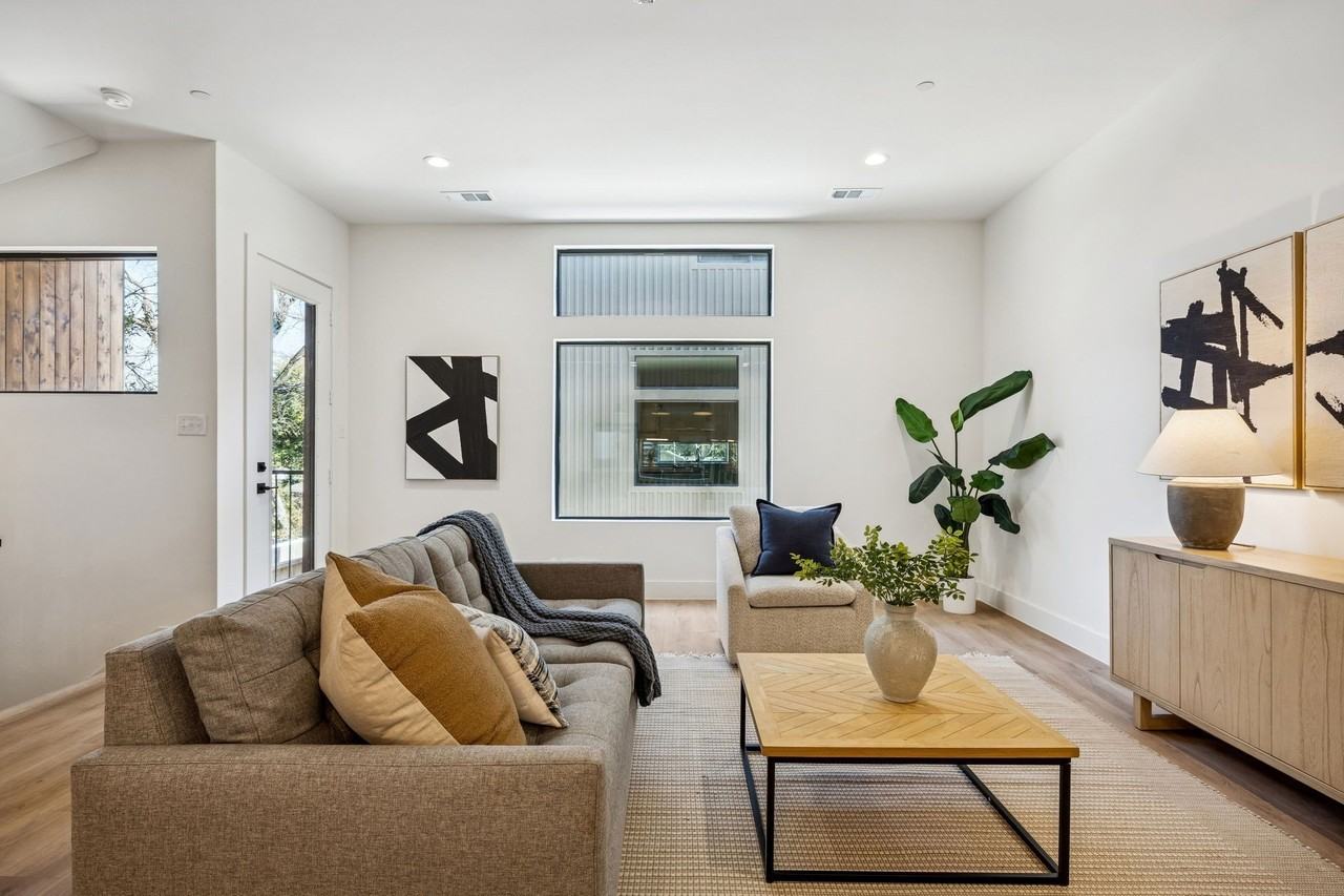 2147 Mail Ave #105 - Photo 7 of 16