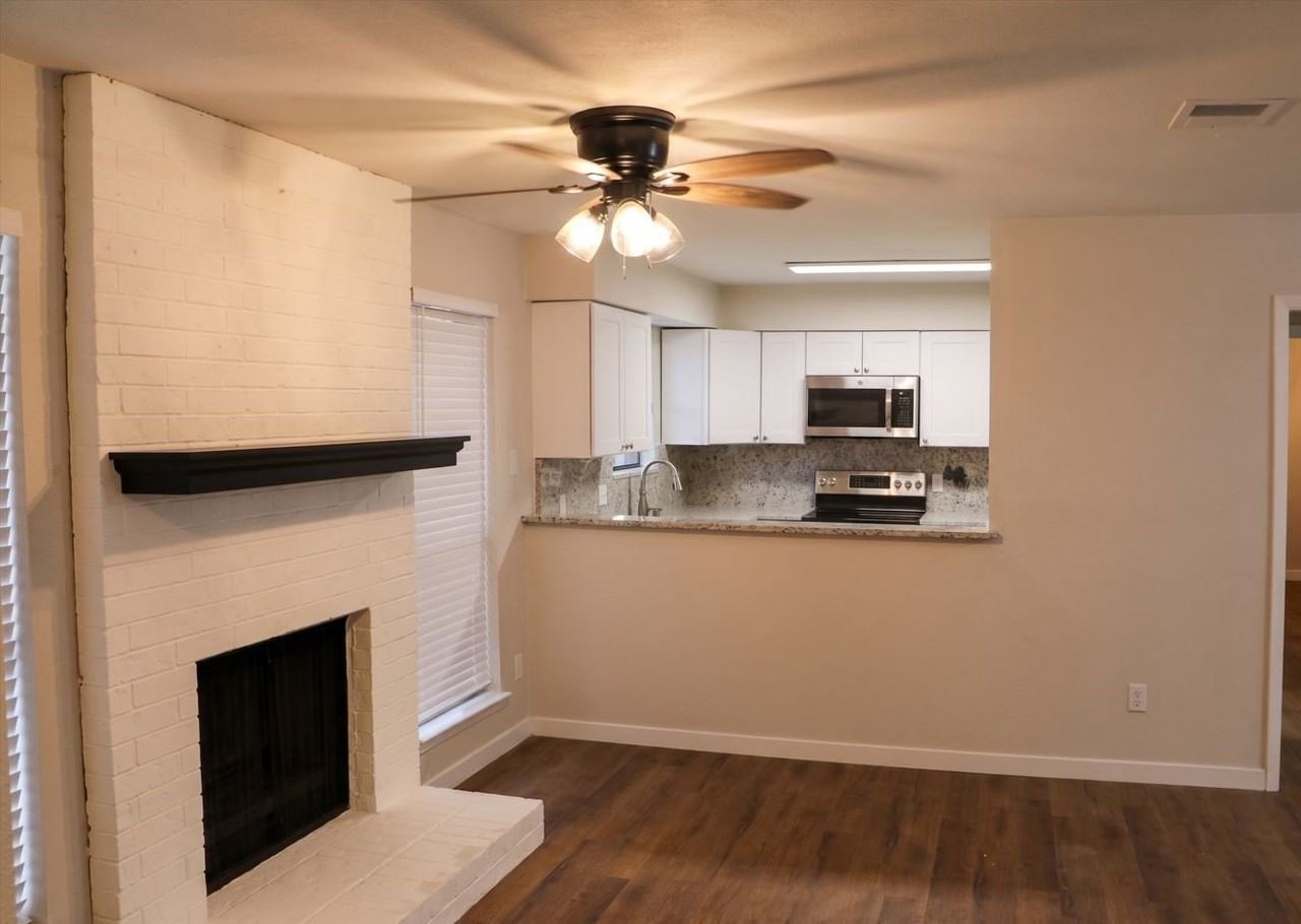 728 Cory St - Photo 3 of 16