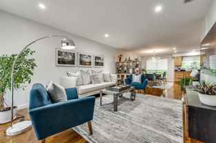 4616 W Lovers Ln #209 - Photo 1 of 1