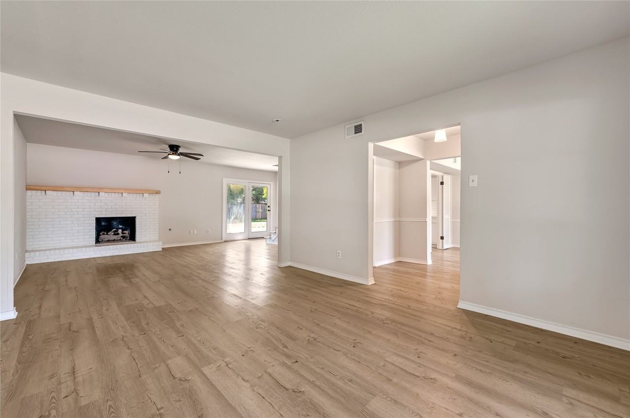 3154 Brincrest Dr - Photo 2 of 25