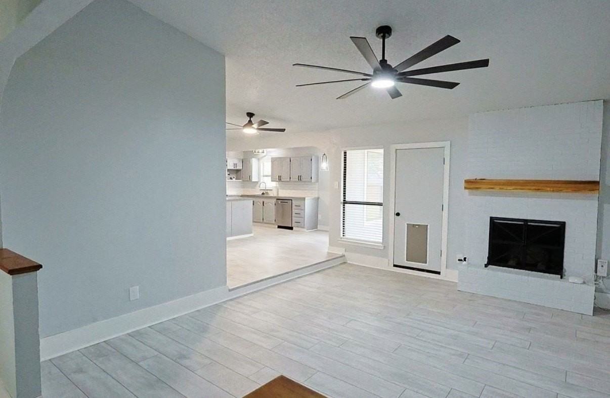 1710 Bob White Ct - Photo 4 of 28