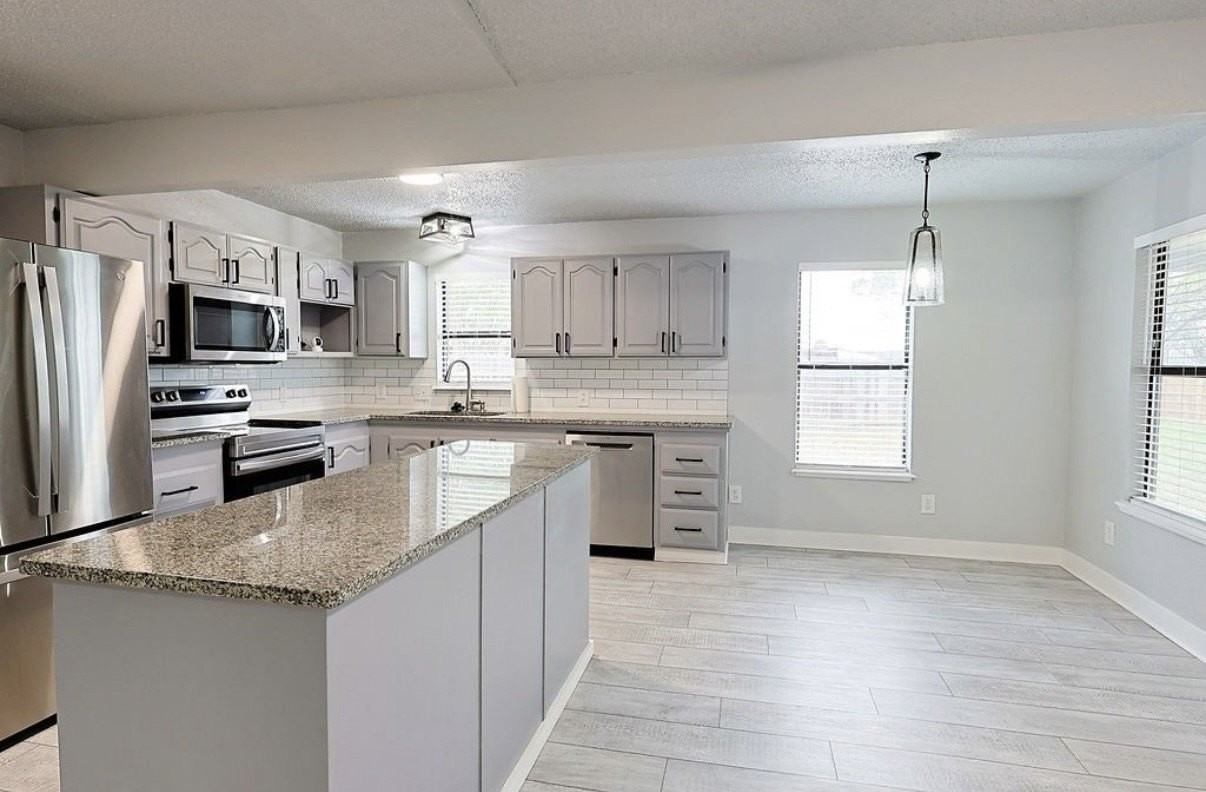 1710 Bob White Ct - Photo 6 of 28
