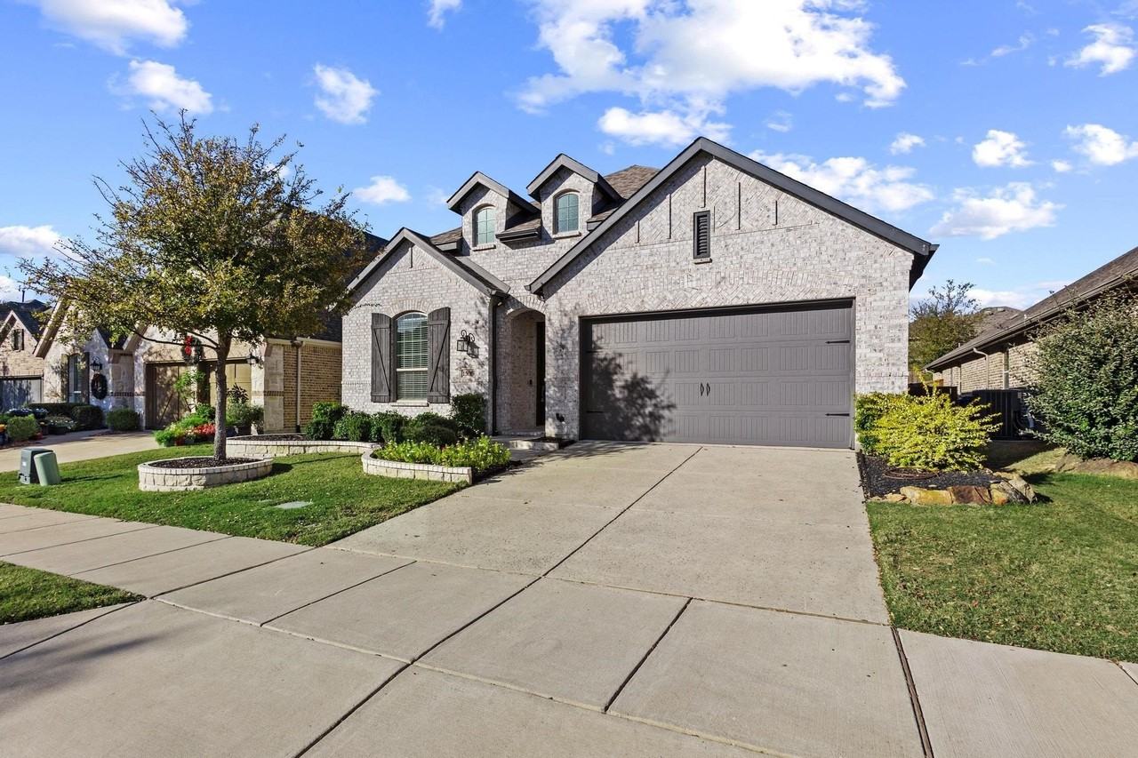 1506 Snowdrop Dr