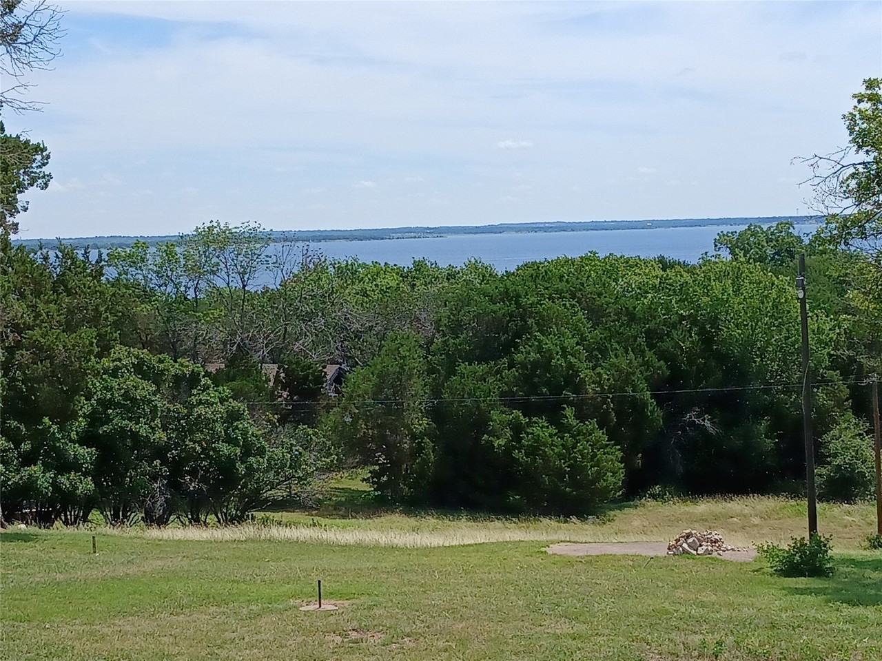 134 Private Road 1623 - Photo 2 of 7