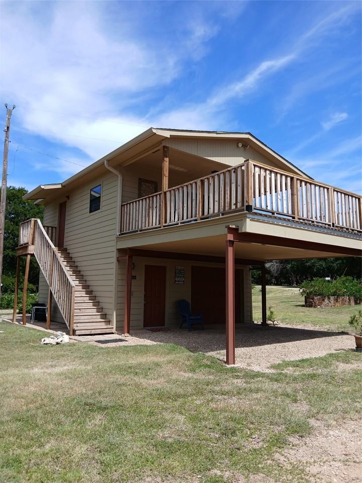 134 Private Road 1623 - Photo 4 of 7