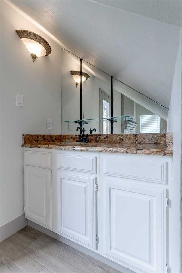 3005 David Dr - Photo 7 of 32