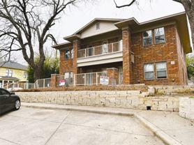 420 W Franklin St #10 - Photo 1 of 1