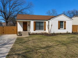 featured image of 2716 W Biddison St