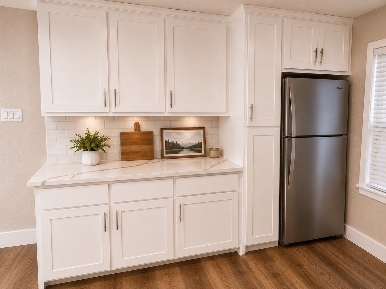 2716 W Biddison St - Photo 4 of 12