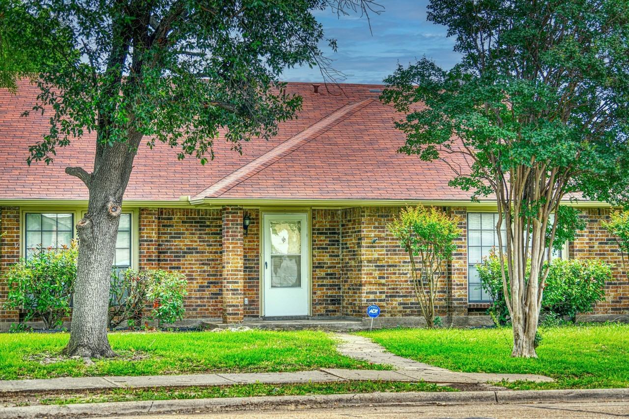 9314 Shipman St - Photo 2 of 30