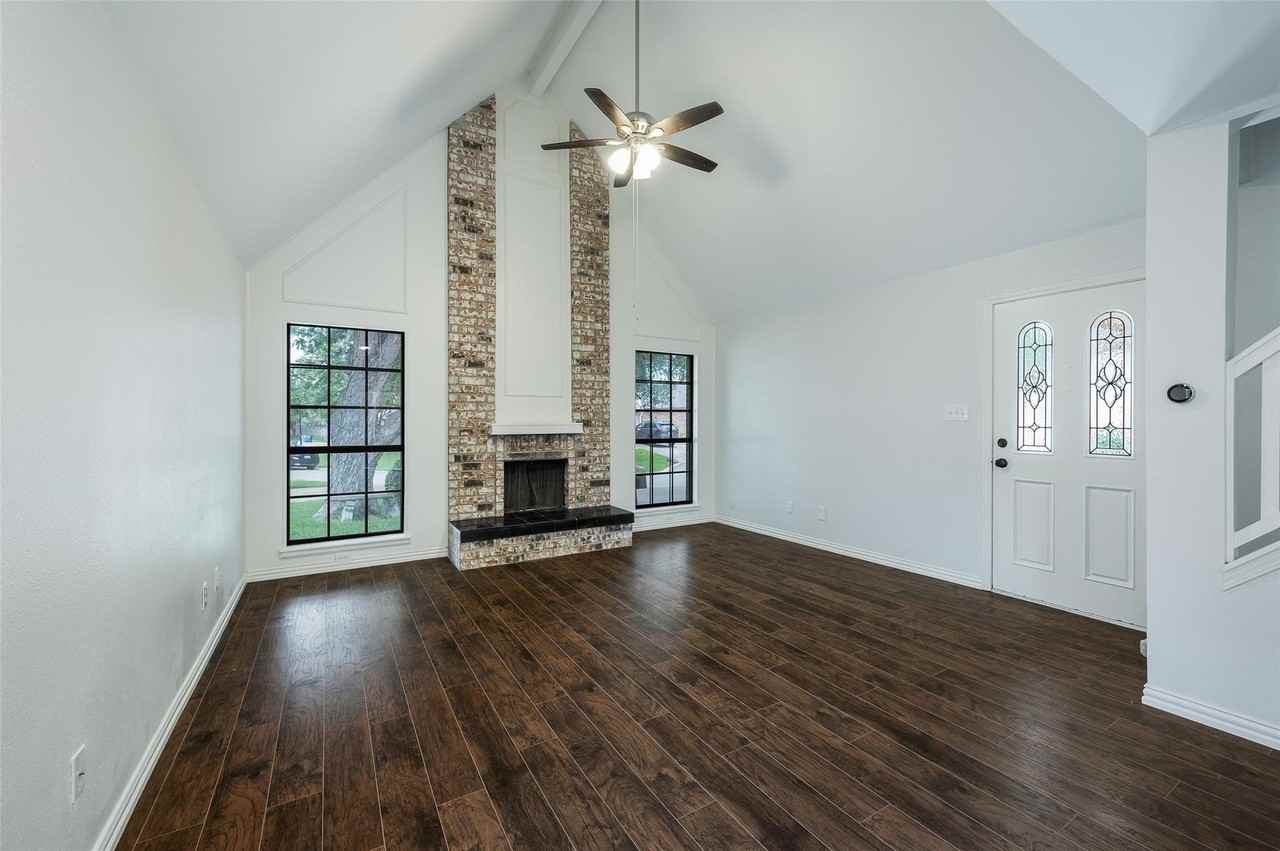 3054 Harbinger Ln - Photo 2 of 15
