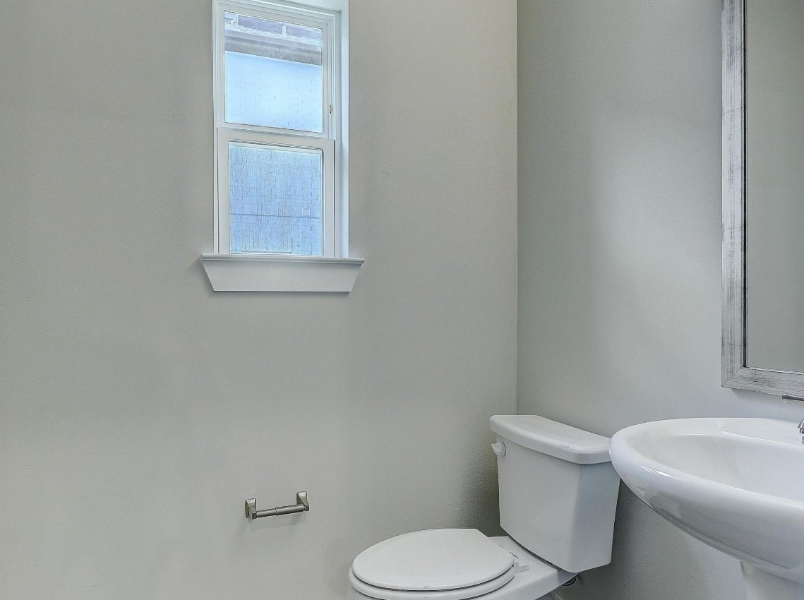 3316 Santee St - Photo 7 of 18