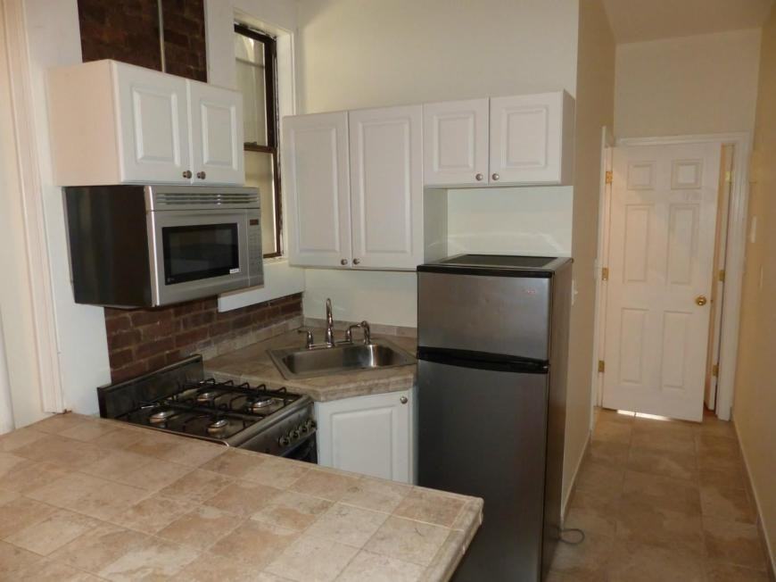 419 W 44th St - Photo 7 of 10