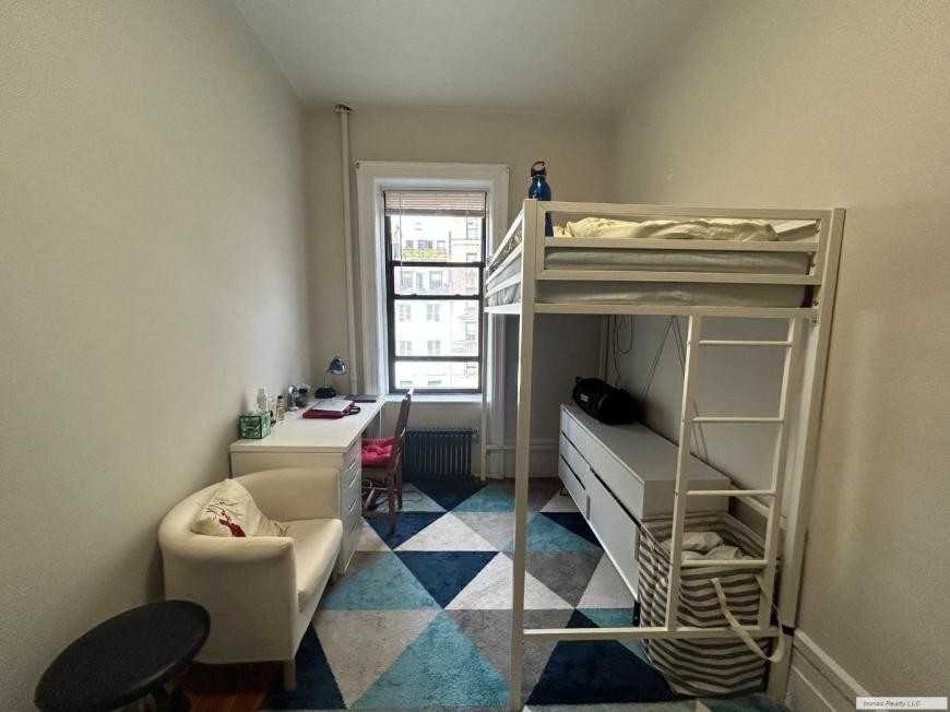 318 W 106th St - Photo 3 of 10