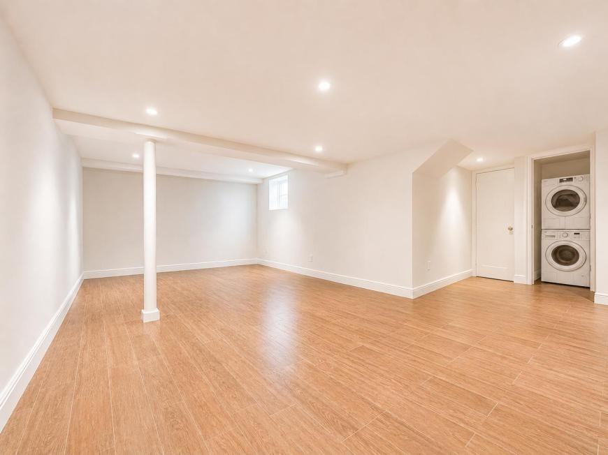 241 Ocean Pkwy - Photo 7 of 10