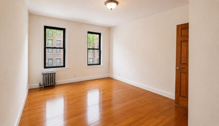 30 Dongan Pl - Photo 4 of 9