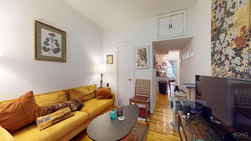 1662 1st Ave - Photo 2 of 8