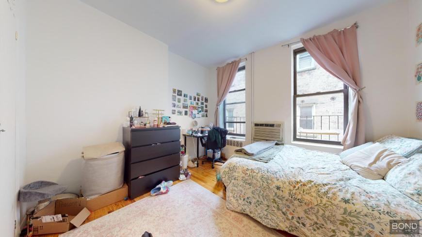 1662 1st Ave - Photo 5 of 8