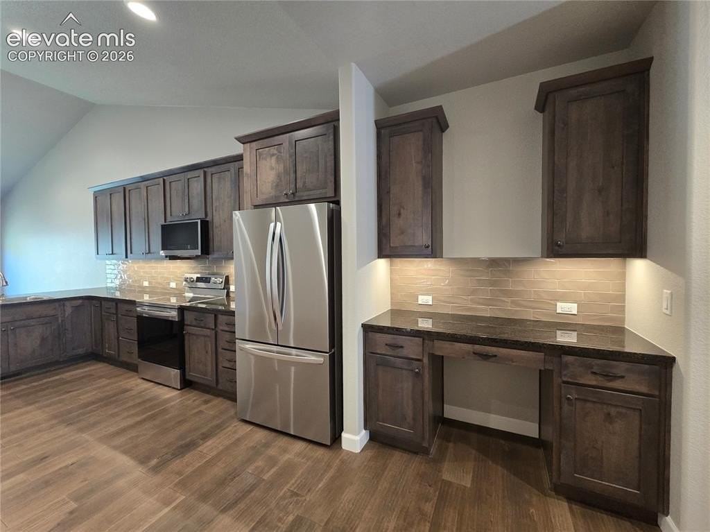 538 Brecken Ct - Photo 4 of 33