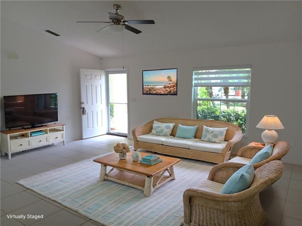 757 Brookedge Ter - Photo 2 of 33