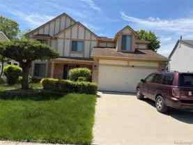 7043 Foxridge Dr - Photo 1 of 1