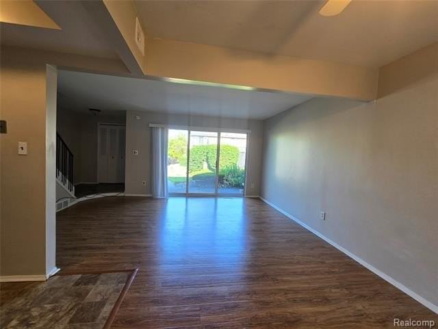 30107 Lorraine Ave #4 - Photo 5 of 25