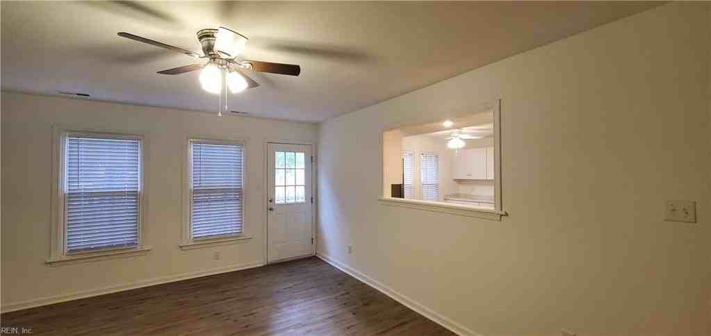 1328 Fernside Ct - Photo 5 of 11