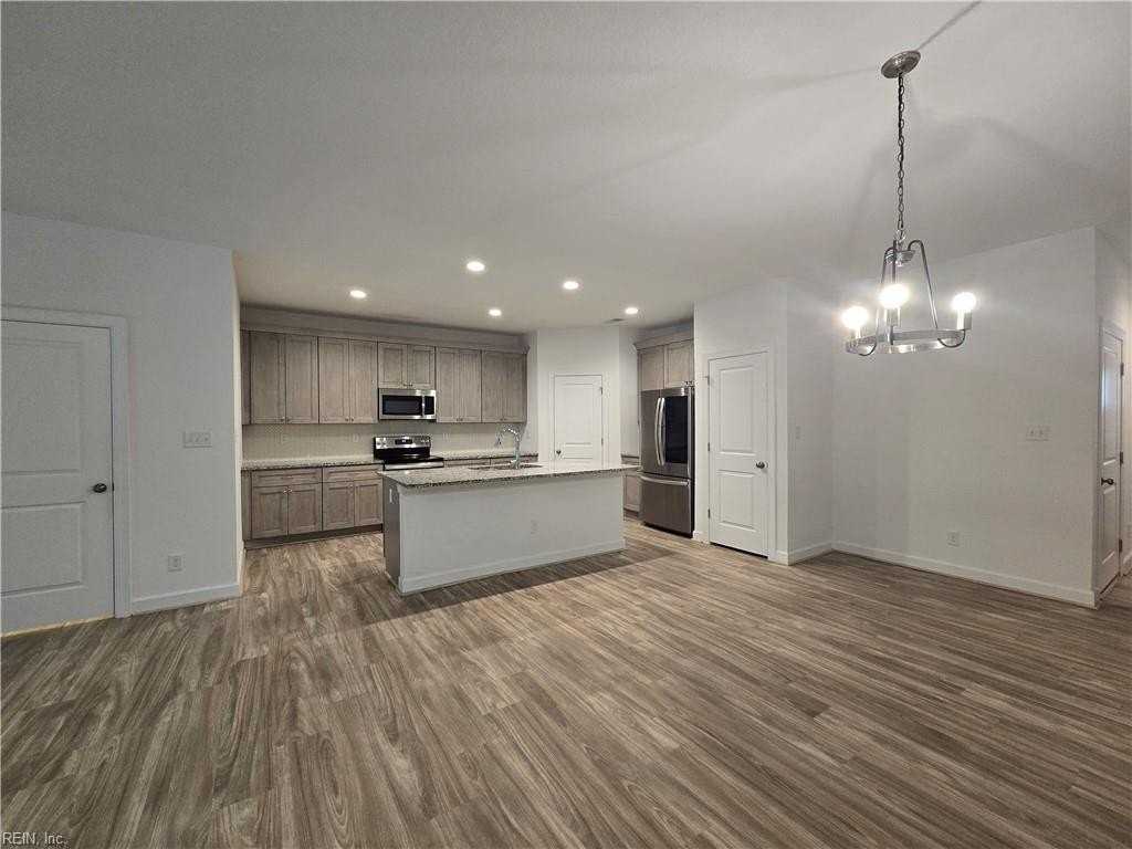 2502 Fieldsway Dr - Photo 7 of 23