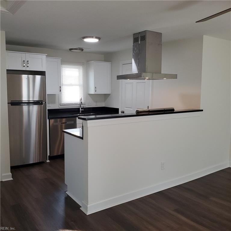 1444 W 41st St #2A - Photo 5 of 22