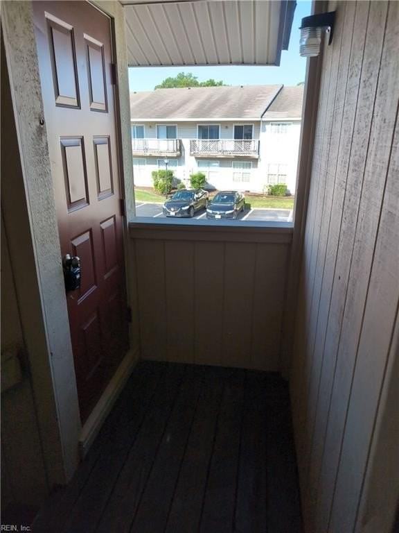 526 Glenn Regis Way - Photo 3 of 15