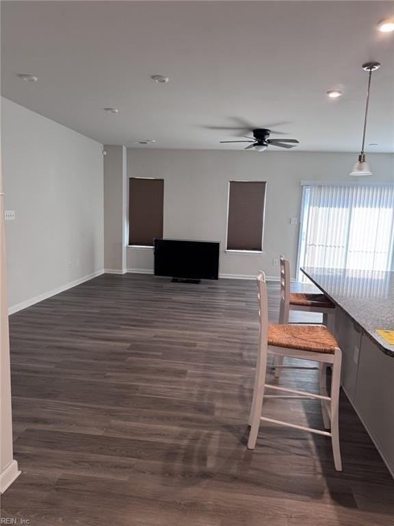 112 Stegg St - Photo 4 of 22