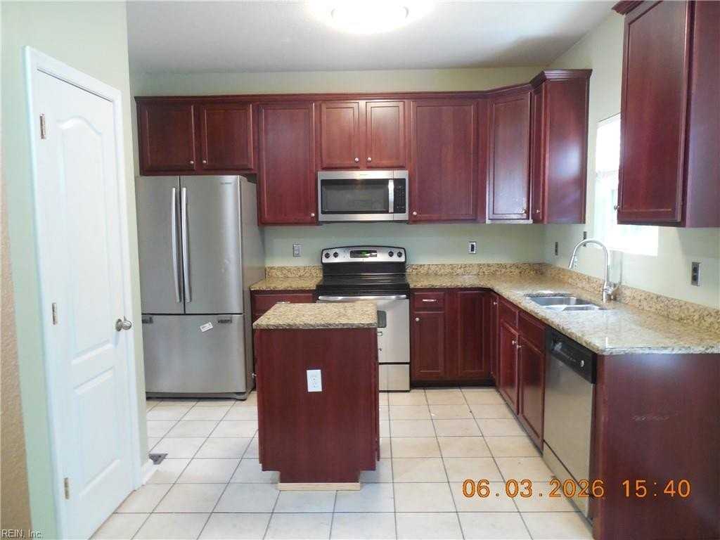 2537 Mckann Ave - Photo 2 of 22